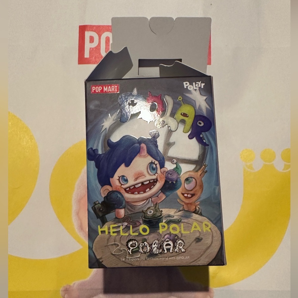 Open HELLO POLAR from popmart